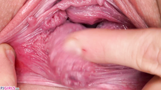 PJGIRLS - Folds And Ripples Everywhere