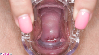 PJGIRLS - Inside Caroline Diaz