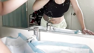 AALIYAH HADID - Puke Solo